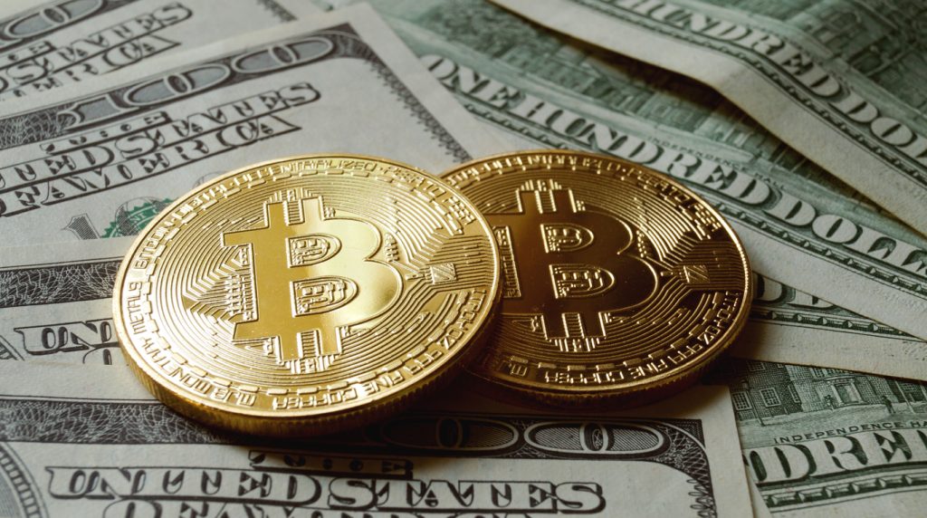 US Bitcoin ETFs Post $900M Net Outflows In Past Week – Details Bitcoin ETFs