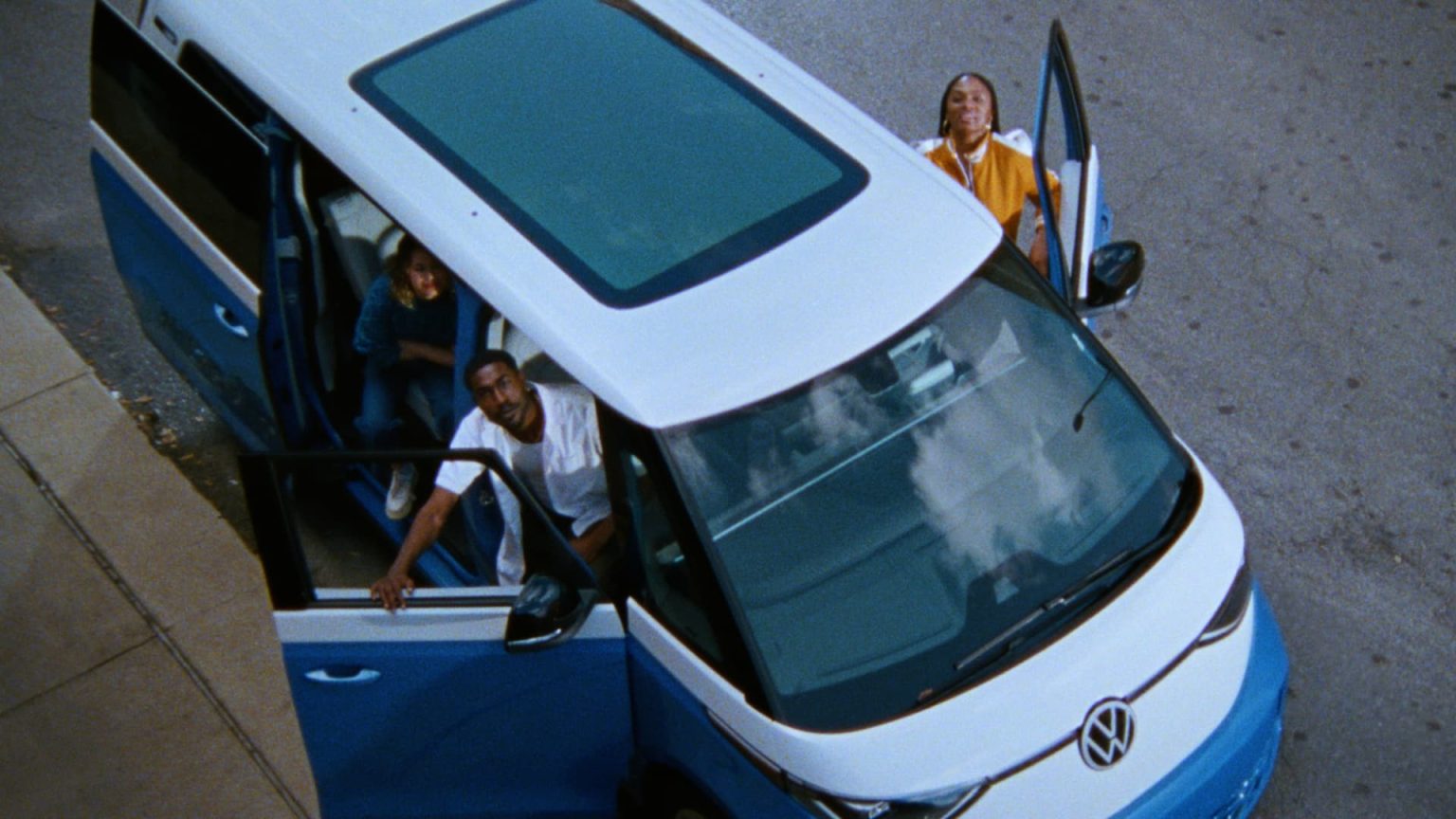 Automakers mainly skip 2026 Super Bowl advertising